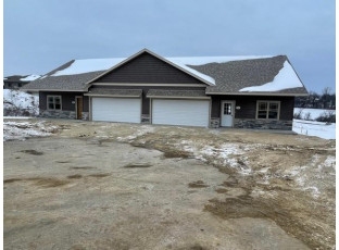 UNIT 15 Sienna Hills Mount Horeb, WI 53572