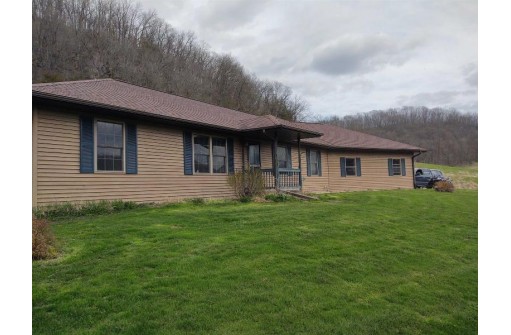 25848 Hwy 61, Boscobel, WI 53805