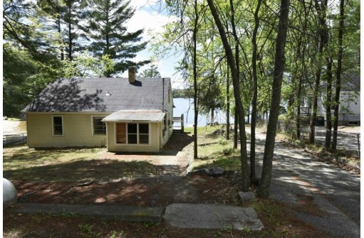 34 Heckendorn Dr, Wisconsin Dells, WI 53965