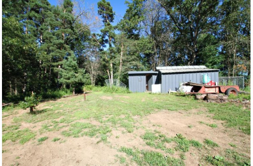 8740 Blynn Rd, Mazomanie, WI 53560