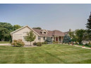 4584 Signature Dr, Middleton, WI 53562-2362