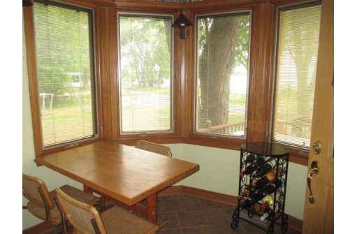 W7766 Lamp Rd, Fort Atkinson, WI 53538