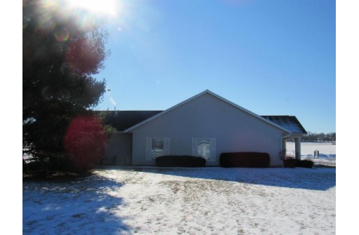 360 S Garfield St, Monticello, WI 53570-9615