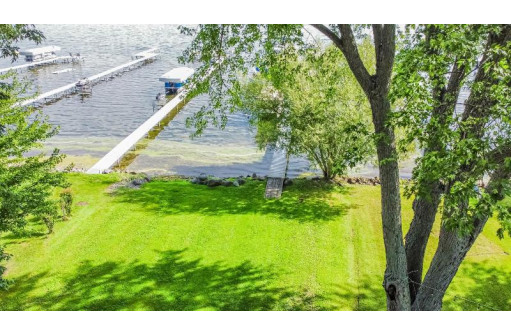 L5 S Lakeshore Dr, Princeton, WI 54968