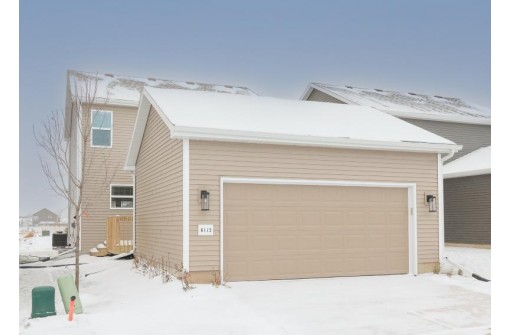 6112 Stoney Oak Ln, Madison, WI 53718