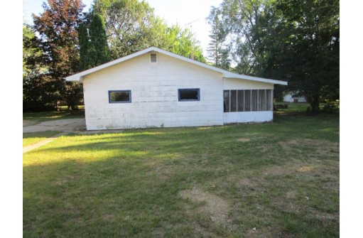 N3929 4th Ln, Oxford, WI 53952