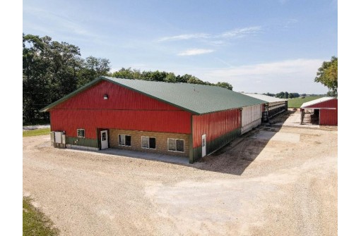 7663 Hwy 73, Marshall, WI 53559