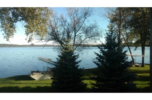 W11354 Bay Dr, Lodi, WI 53555