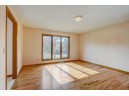 7202 Gladstone Dr, Madison, WI 53719