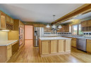 7202 Gladstone Dr, Madison, WI 53719