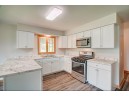 1008 Riverview Dr, Stoughton, WI 53589