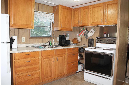 N5504 Marsh Ln, Princeton, WI 54968-0000