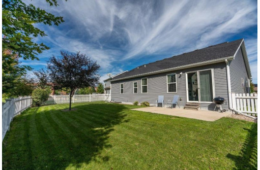 1306 Blazingstar Ln, Sun Prairie, WI 53590