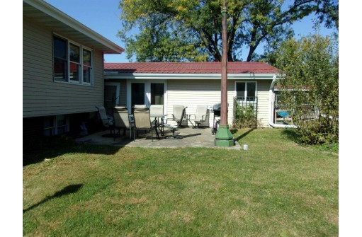 1155 Hollman St, Platteville, WI 53818-0000