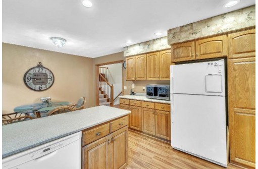 5522 N Lilly Ln, Milton, WI 53563