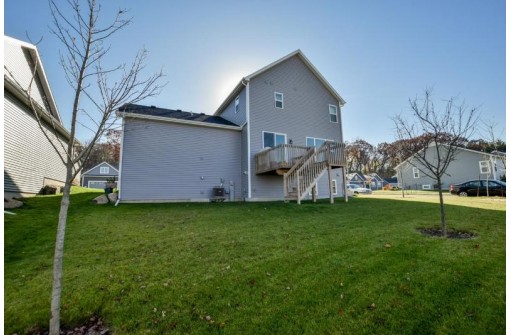 1904 Waterfall Way, Madison, WI 53718