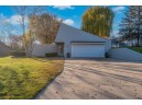 849 N Wuthering Hills Dr, Janesville, WI 53546