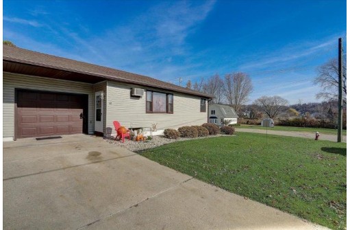 10 & 16 9th Ave, New Glarus, WI 53574