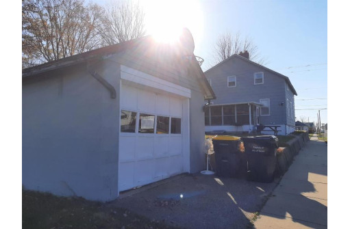 417 W Benton St, Tomah, WI 54660