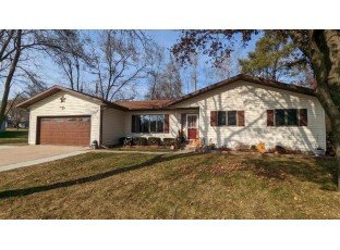 1213 Wellington Dr Reedsburg, WI 53959