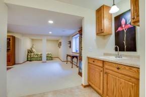 807 Potawatomi Dr 807