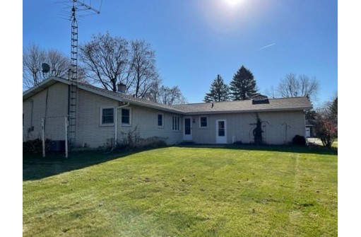 44 Highland Ave, Ripon, WI 54971