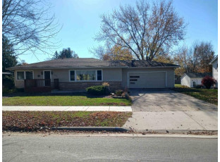 487 W Main St Evansville, WI 53536