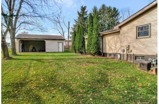 3703 County Road N, Cottage Grove, WI 53527