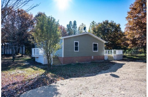 N9789 Lemonweir Ave, Necedah, WI 54646