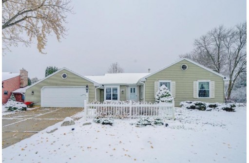 7213 E Branford Ln, Madison, WI 53717