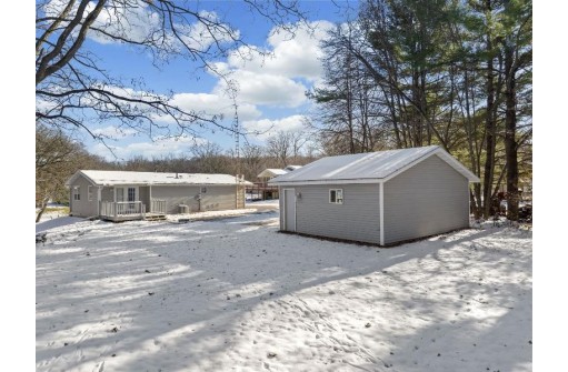 S4371 Olde Sawmill Rd, Baraboo, WI 53913