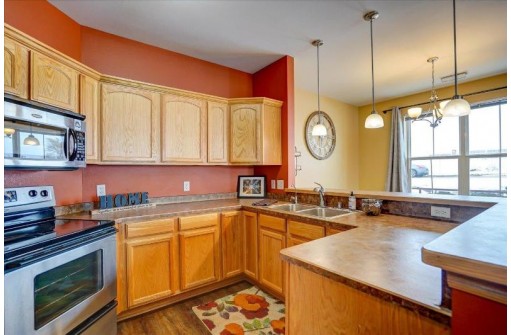 4034 Felland Rd, Madison, WI 53718