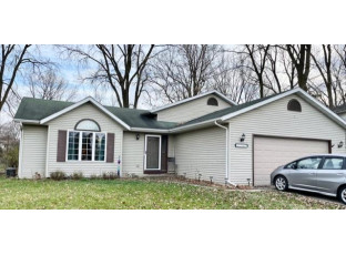 1307 Montclair Pl Fort Atkinson, WI 53538