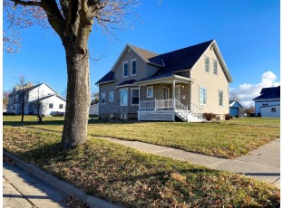 880 14th St Fennimore, WI 53809