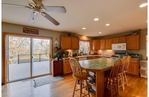 N3103 E Rockdale Rd, Cambridge, WI 53523