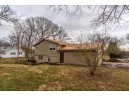 1732 W Lois Ln, Edgerton, WI 53534