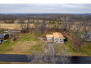 1732 W Lois Ln, Edgerton, WI 53534