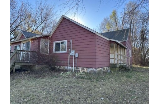 N5354 8th Ave, Westfield, WI 53964