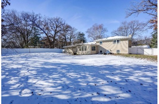 1865 Wisconsin Ave, Sun Prairie, WI 53590