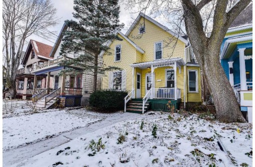 1227 Spaight St, Madison, WI 53703-4495