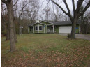 E12166 Side Rd, Baraboo, WI 53913