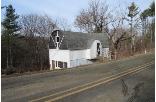 15940 Country Road H, Richland Center, WI 53581