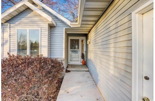 6130 Culpepper Ln, Madison, WI 53718