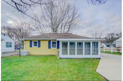 109 Bradford Ln, Madison, WI 53714