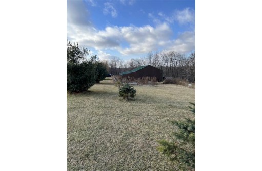 8564 Whispering Bluffs Ln, Cassville, WI 53806