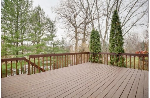 6117 Waterford Rd, Madison, WI 53719