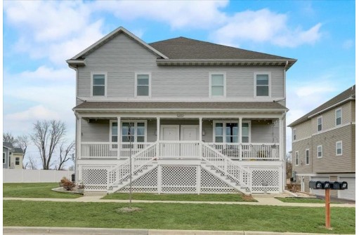 3078 Triumph Dr 1, Sun Prairie, WI 53590