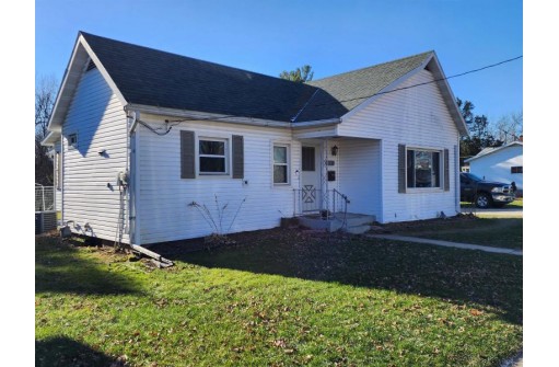 217 E Park St, New Lisbon, WI 53950