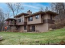 1623 S Springs Dr, Spring Green, WI 53588