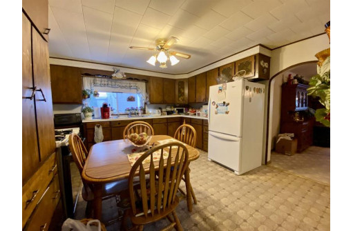 412 E Nott St, Tomah, WI 54660